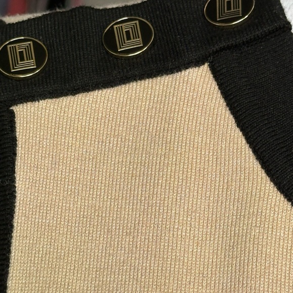 Karl Lagerfeld Cream and Tan Relaxed Sleeveless Tank - Picture 4 of 7